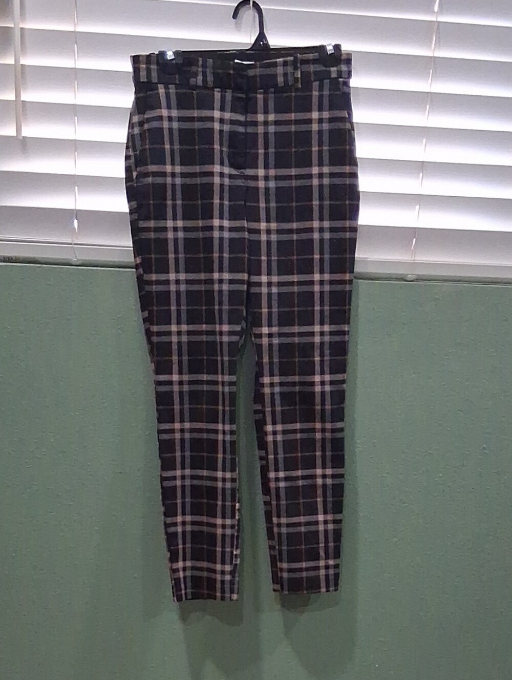 H&M Black and White Plaid Slim Dress Pants